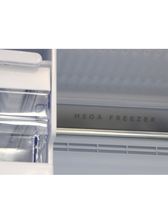 холодильник SHARP SJ-SMF700-BK3