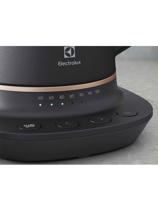 ელექტრო ჩაიდანი ELECTROLUX E7K1-6BP
