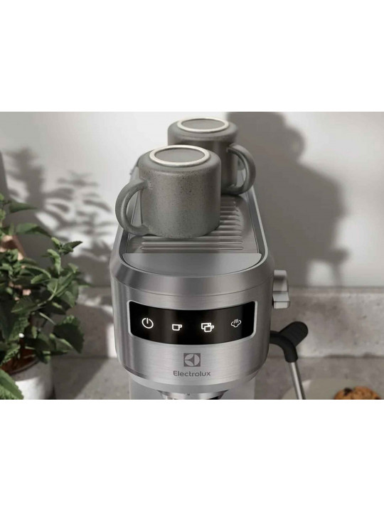 ყავის მადუღარა ავტომატური ELECTROLUX E6EC1-6ST