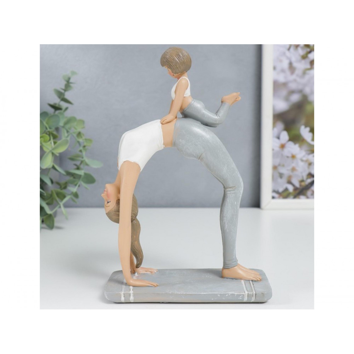 decorate objects SIMA-LAND MOM IN WHEEL POSE WITH DAUGHTER 19x7x13