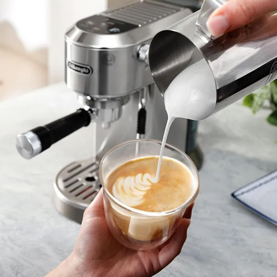 ყავის მანქანა DELONGI EC890.M