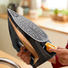 iron PHILIPS DST7040/86