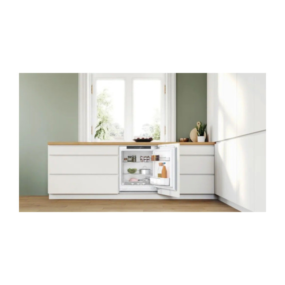 ჩასაშენებელი მაცივარი BOSCH KUR21VFE0