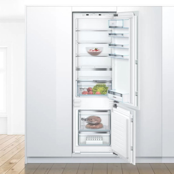 refrigerator built in BOSCH KIS87AF30U