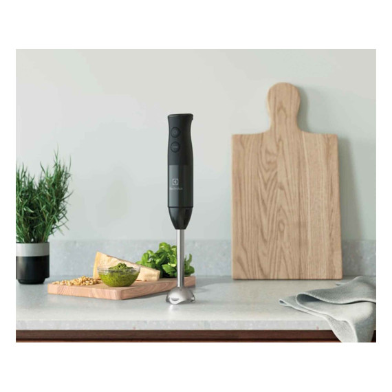 ხელის ბლენდერი ELECTROLUX E4HB1-6GG