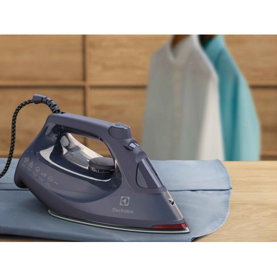 утюг ELECTROLUX E6SI1-4MN