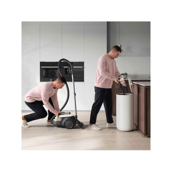 მტვერსასრუტი ELECTROLUX EL61H4SW