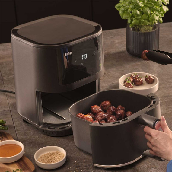 ფრიტურნიცა BRAUN HF3030