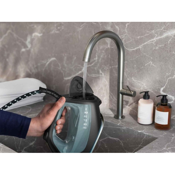 iron ELECTROLUX E8SI2-6OG