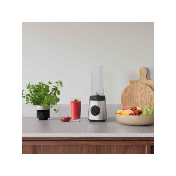 ბლენდერი ELECTROLUX E4SB1-4ST