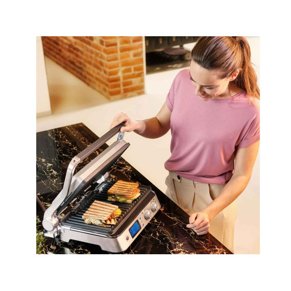 გრილი BRAUN CG9043