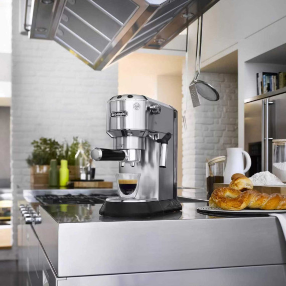 рожковые кофемашины DELONGHI EC685.M