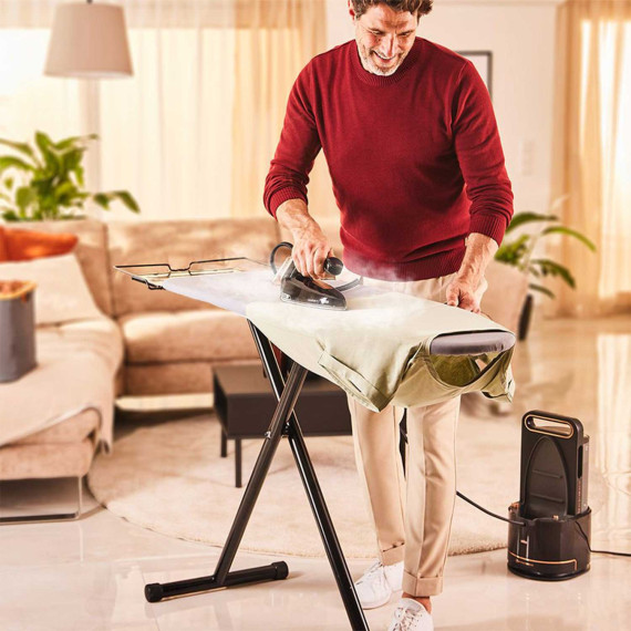 ironing station BRAUN IS9090BK