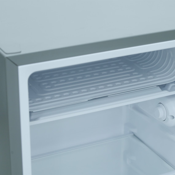 refrigerator BERG BR-D108S
