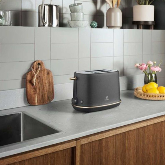 ტოსტერი ELECTROLUX E7T1-6BP